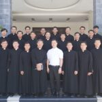 Đức Giám mục Giáo phận gặp gỡ chủng sinh khóa XVII trước năm thực tập mục vụ