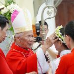 Thánh lễ ban bí tích Thêm Sức tại giáo xứ Trang Nứa